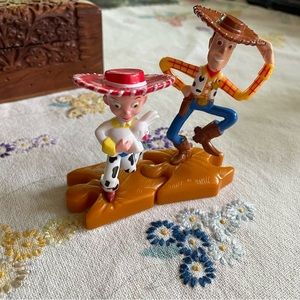 Vintage Disney Toy Story 2 McDonald's Happy Meal Interlocking Woody & Jessie 4"
